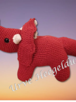 heegeldatud mänguasjad, käsitöö mänguasi, dinosaurus, eesti käsitöö, amigurumi