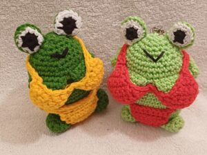 heegeldatud konn, heegeldatud mänguasjad